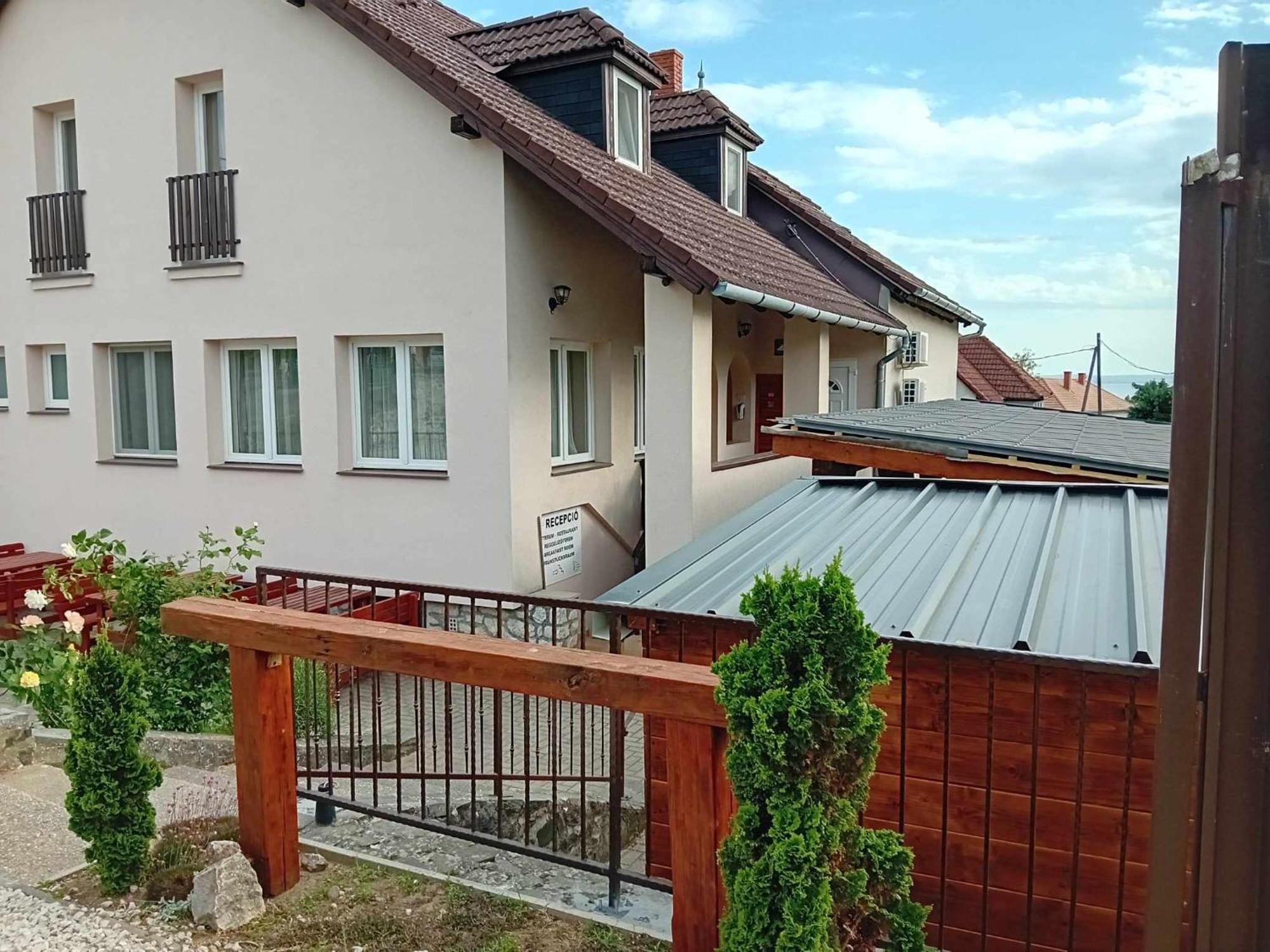 Berkes Vendeghaz 2* Бадачоньтёрдемиц